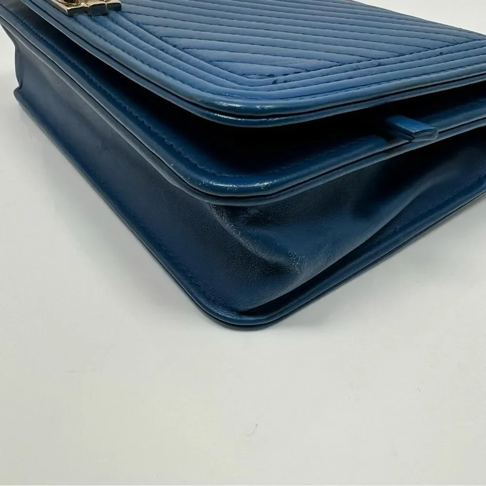 CHANEL Boy Chanel V-Stitched Lambskin Chain Wallet in Blue